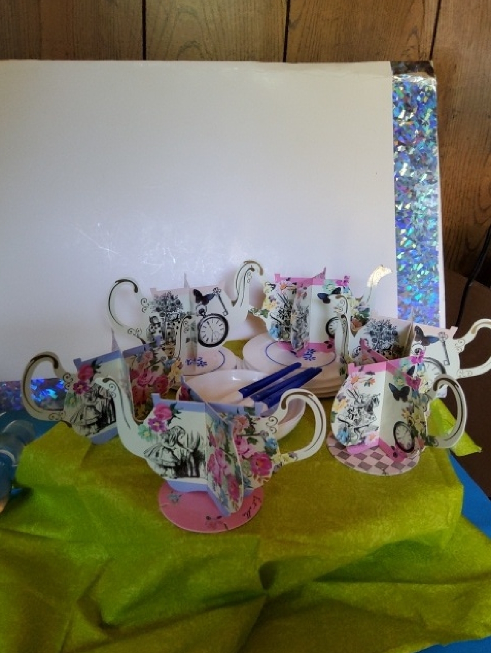 14Piece Childs Tea Set.
